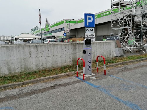 Photo of Enel X Way, Via Dell'Artigianato