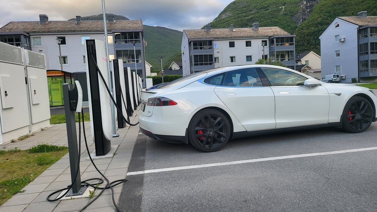 Photo of øVre åRdal, Norway Supercharger