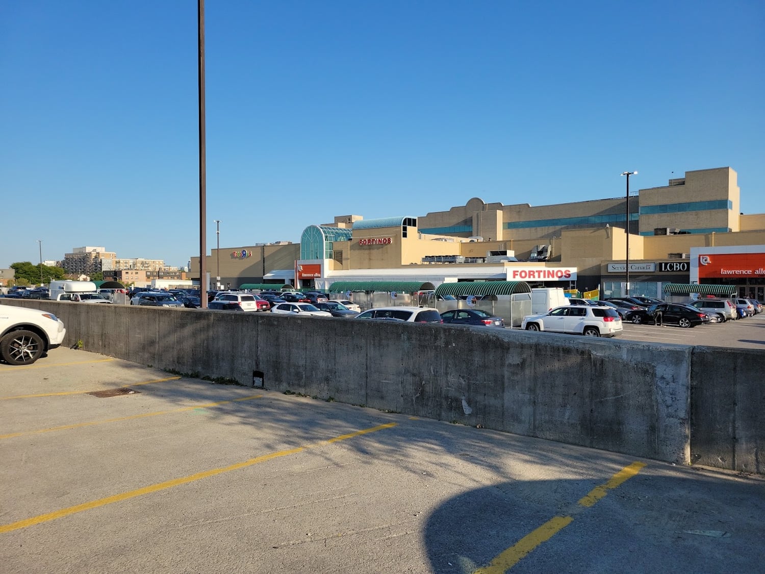 Photo of Toronto, On - Lawrence Avenue West Supercharger