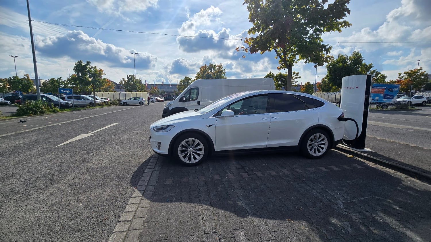 Photo of Offenbach, Germany Supercharger