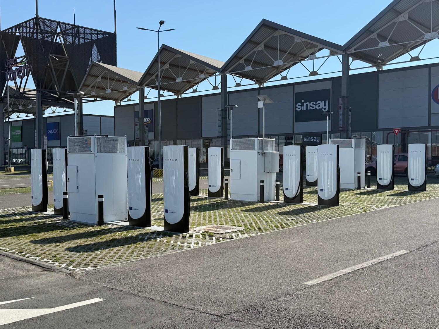Photo of BrașOv, Romania Supercharger