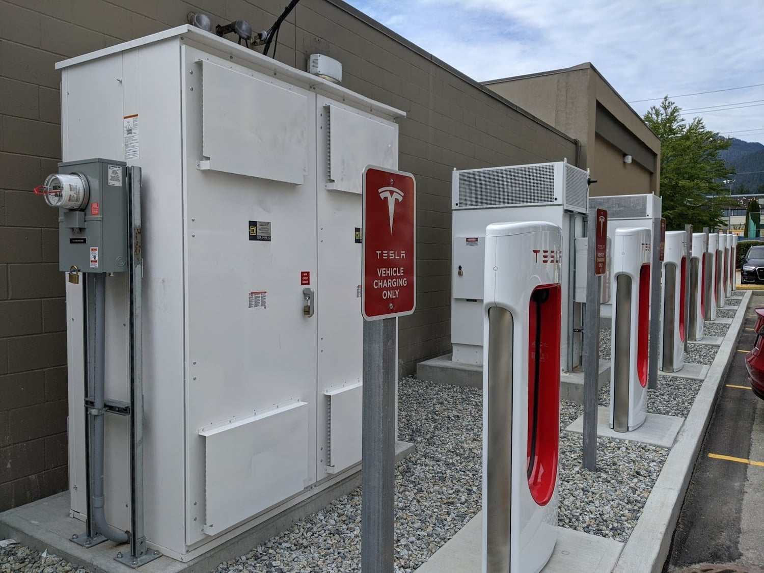 Photo of North Vancouver, Bc - Lonsdale Avenue Supercharger