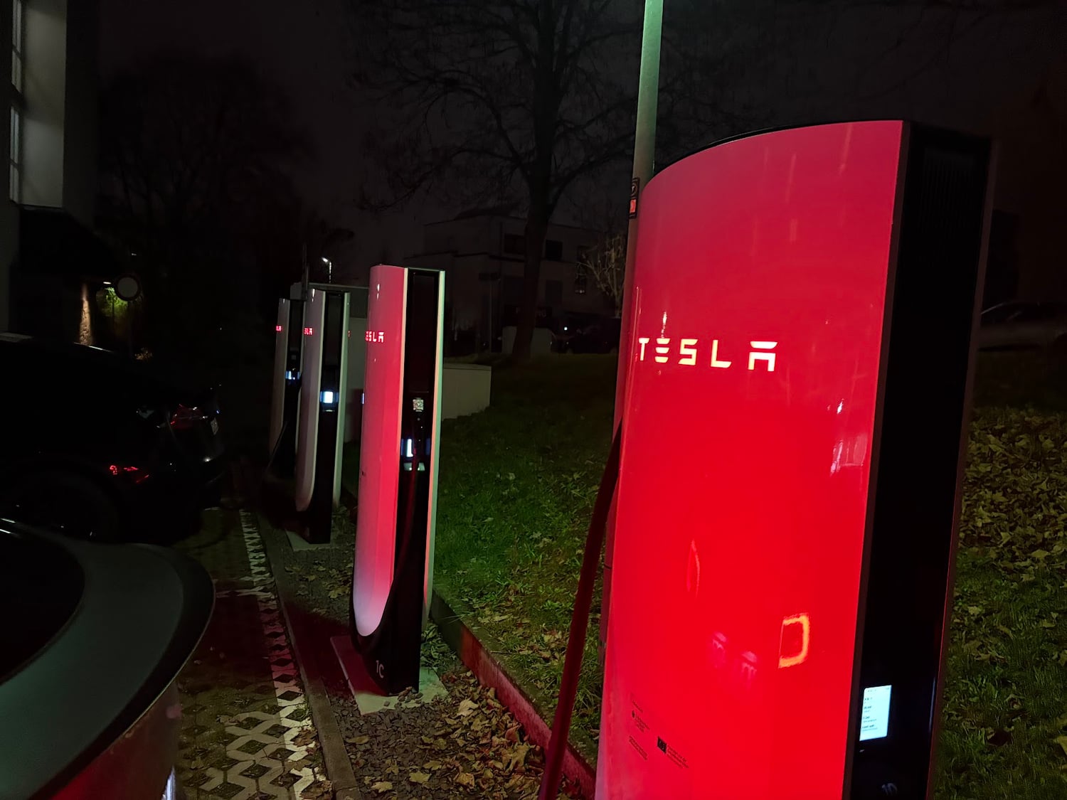 Photo of Wiesbaden, Germany - SenefeldstraßE Supercharger