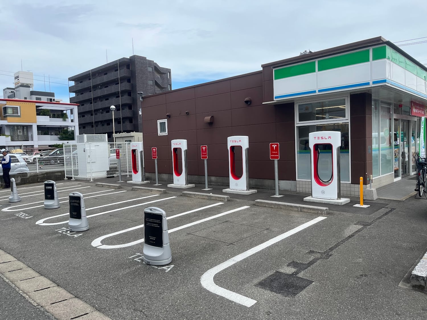Photo of Fukuoka - Hakataeki Minami, Japan Supercharger