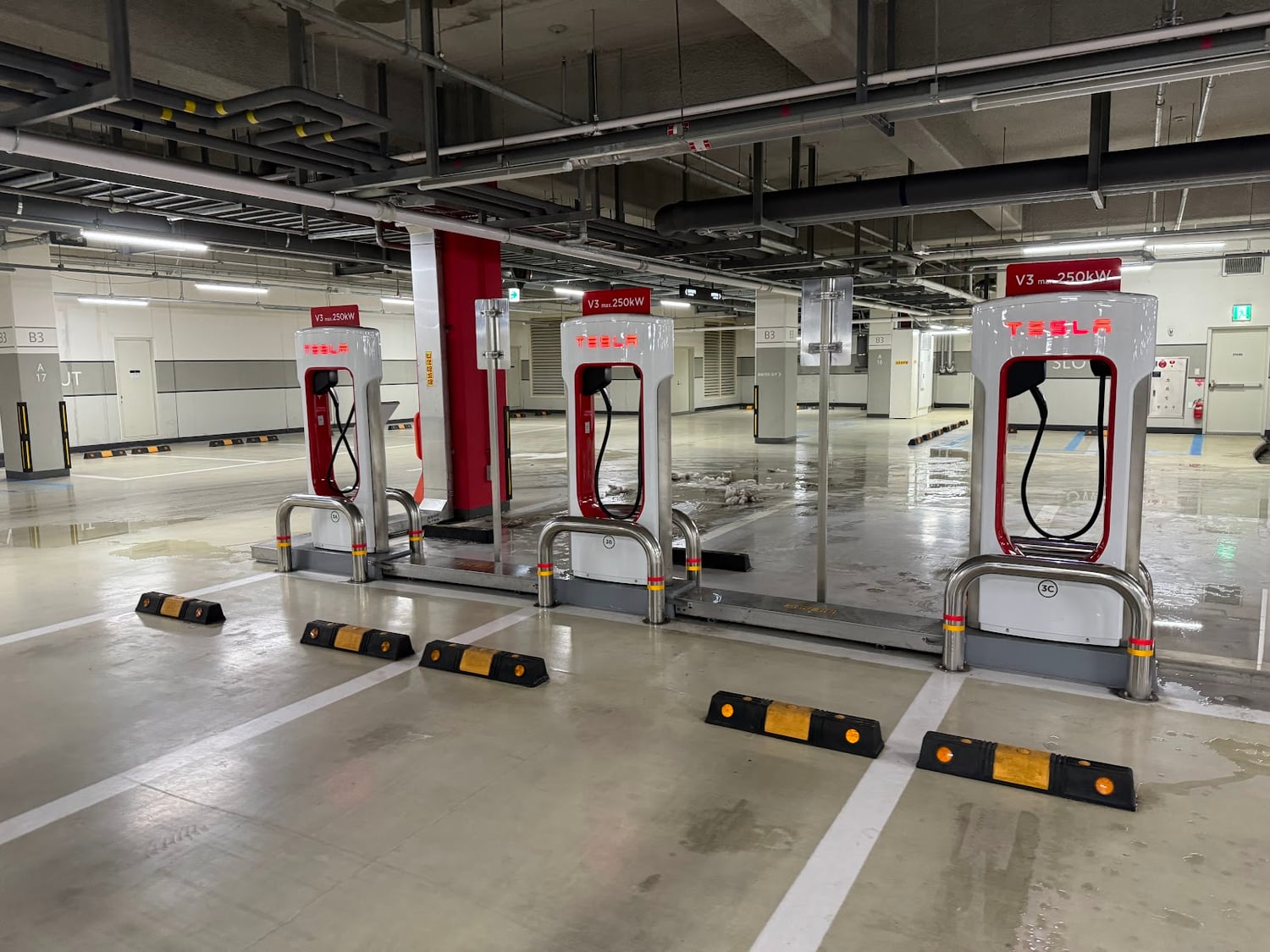 Photo of Sokcho, South Korea - Lotte Resort Supercharger